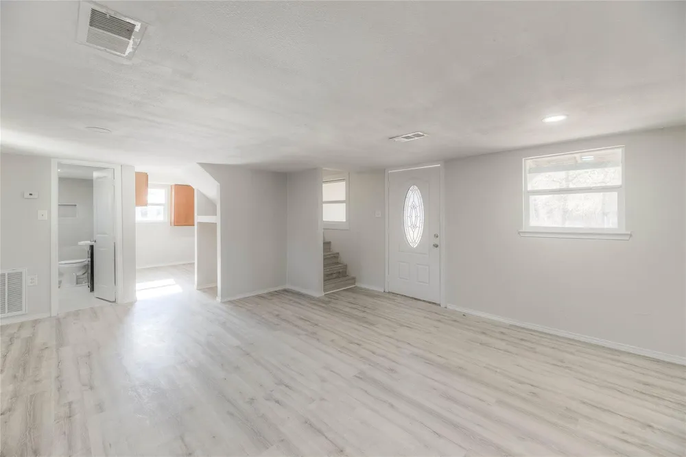 328 W Sherwood Drive Livingston, TX 77351