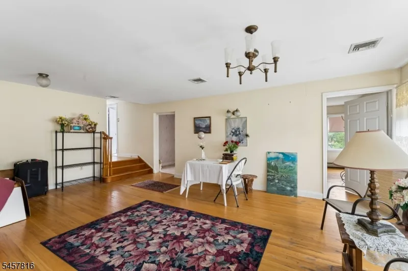 1415 N Wood Ave Linden City, NJ 07036