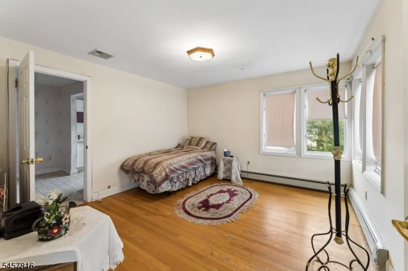 1415 N Wood Ave Linden City, NJ 07036
