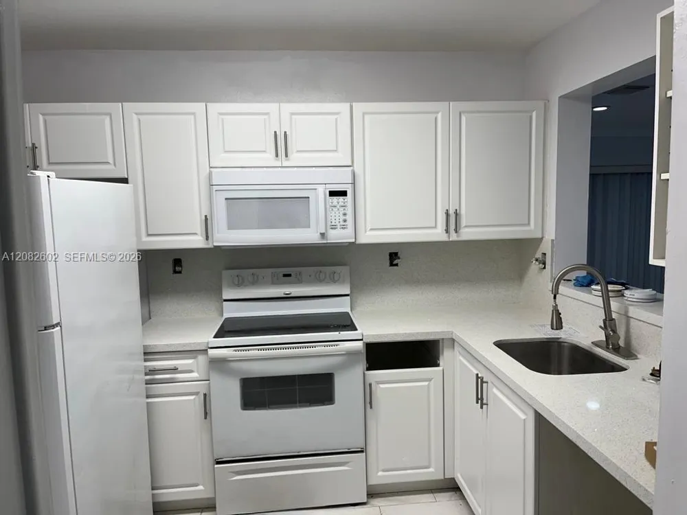 4720 NW 114th Ave #204 Doral, FL 33178