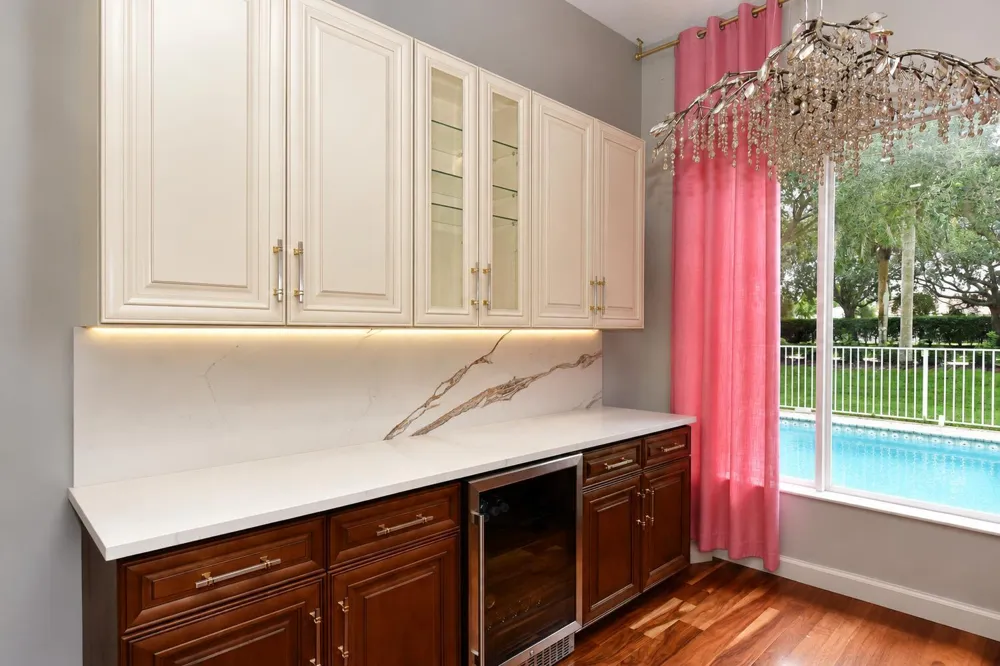 9570 Lantern Bay Circle West Palm Beach, FL 33411