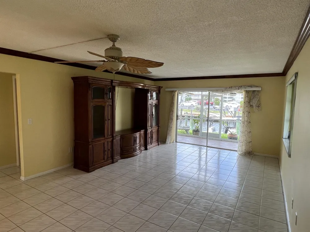 109 WETTAW LANE #101 North Palm Beach, FL 33408