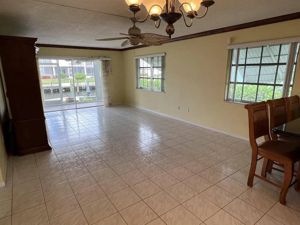 109 WETTAW LANE #101 North Palm Beach, FL 33408
