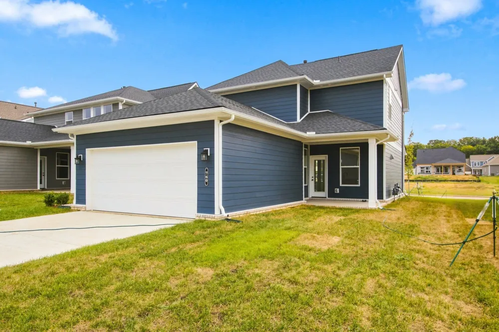 760 Caddy Xing Columbia, TN 38401