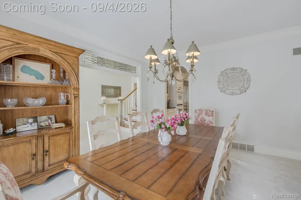846 Redding Road Birmingham City, MI 48009