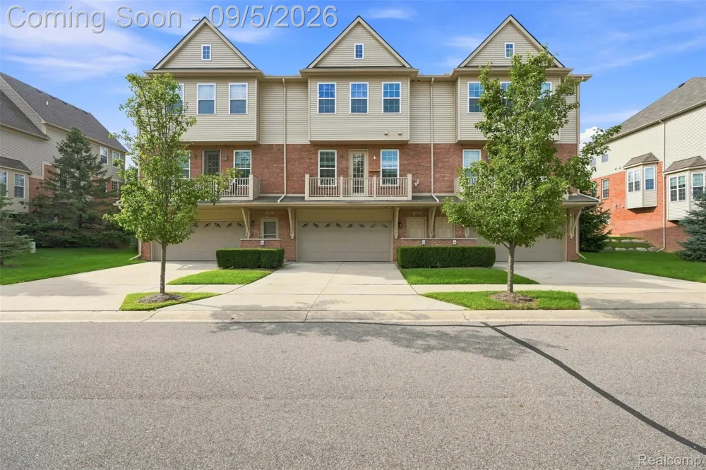 56685 Long Island Drive Shelby Charter Township, MI 48316