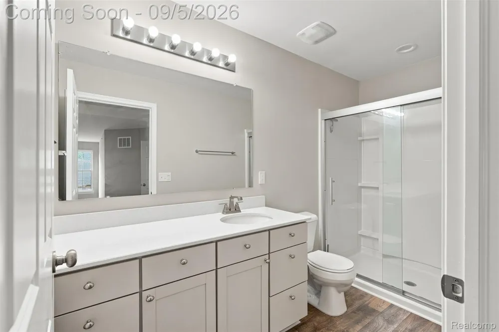 56685 Long Island Drive Shelby Charter Township, MI 48316