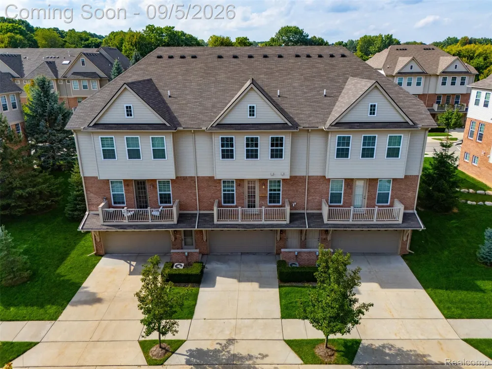 56685 Long Island Drive Shelby Charter Township, MI 48316