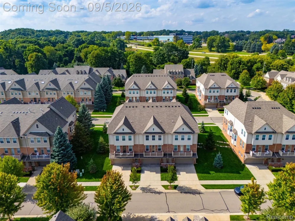 56685 Long Island Drive Shelby Charter Township, MI 48316