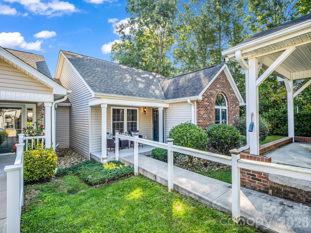 59 S Woodridge View Court Hendersonville, NC 28791