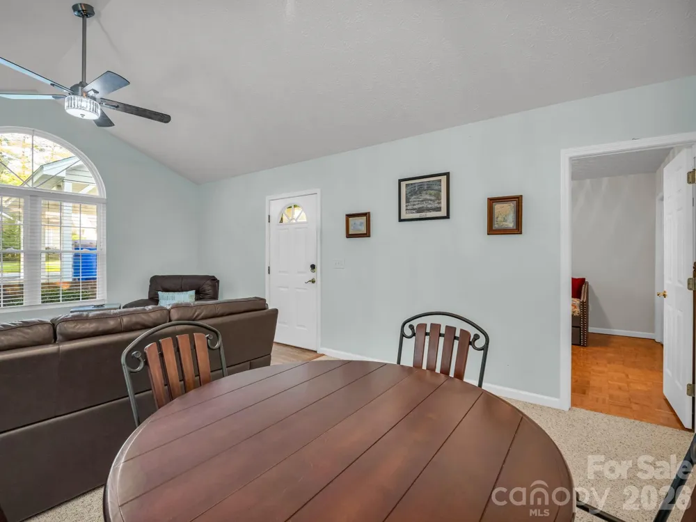 59 S Woodridge View Court Hendersonville, NC 28791