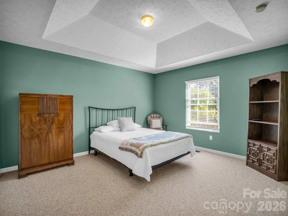 59 S Woodridge View Court Hendersonville, NC 28791