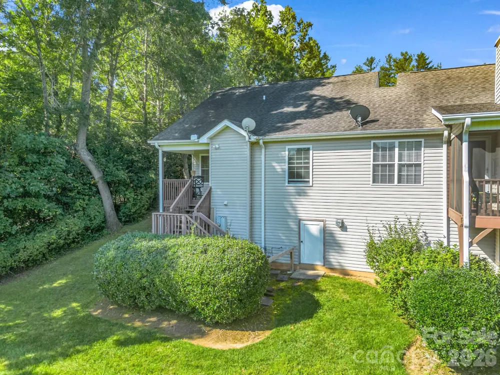 59 S Woodridge View Court Hendersonville, NC 28791