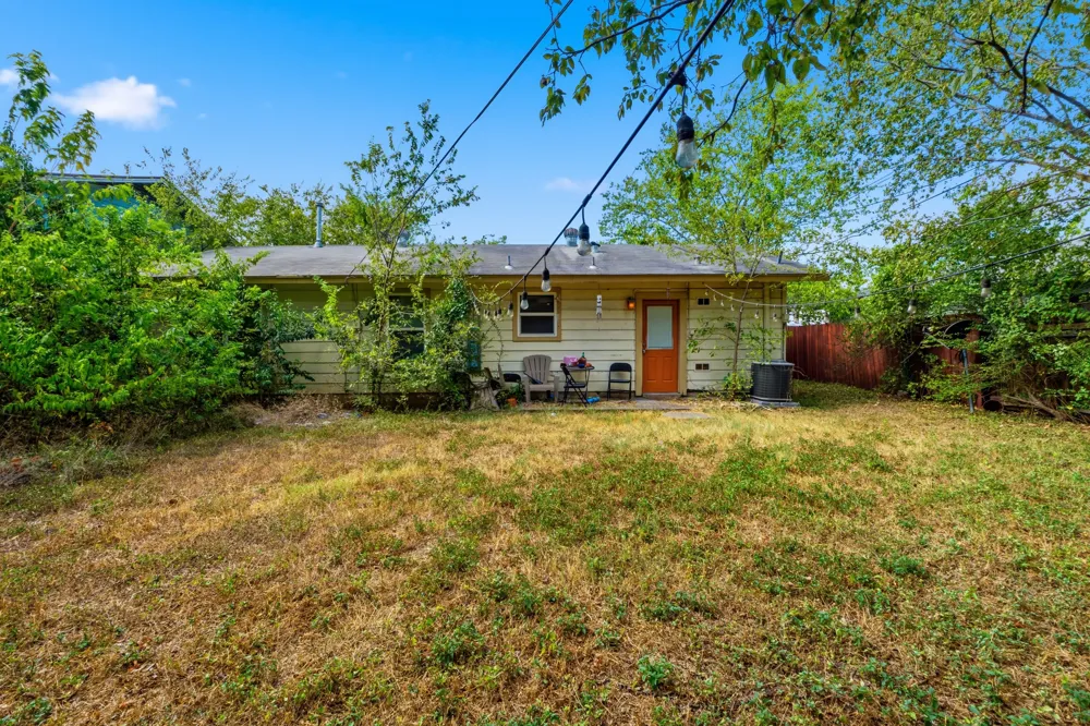 1600 Grayford Drive Austin, TX 78704