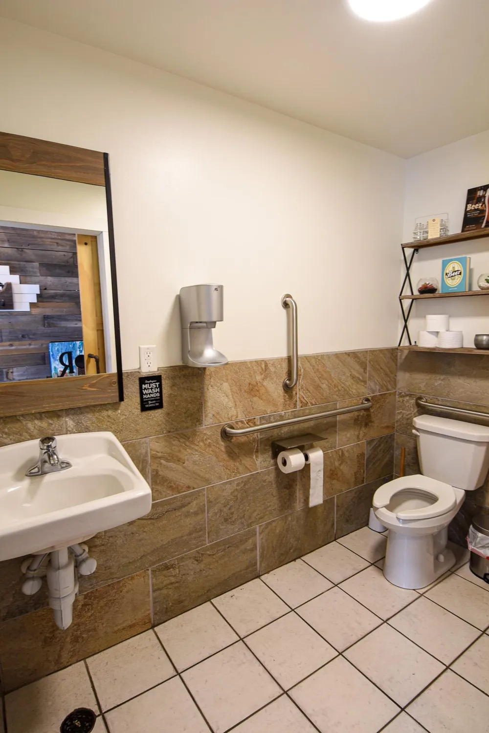 324 2nd Street E Thief River Falls, MN 56701