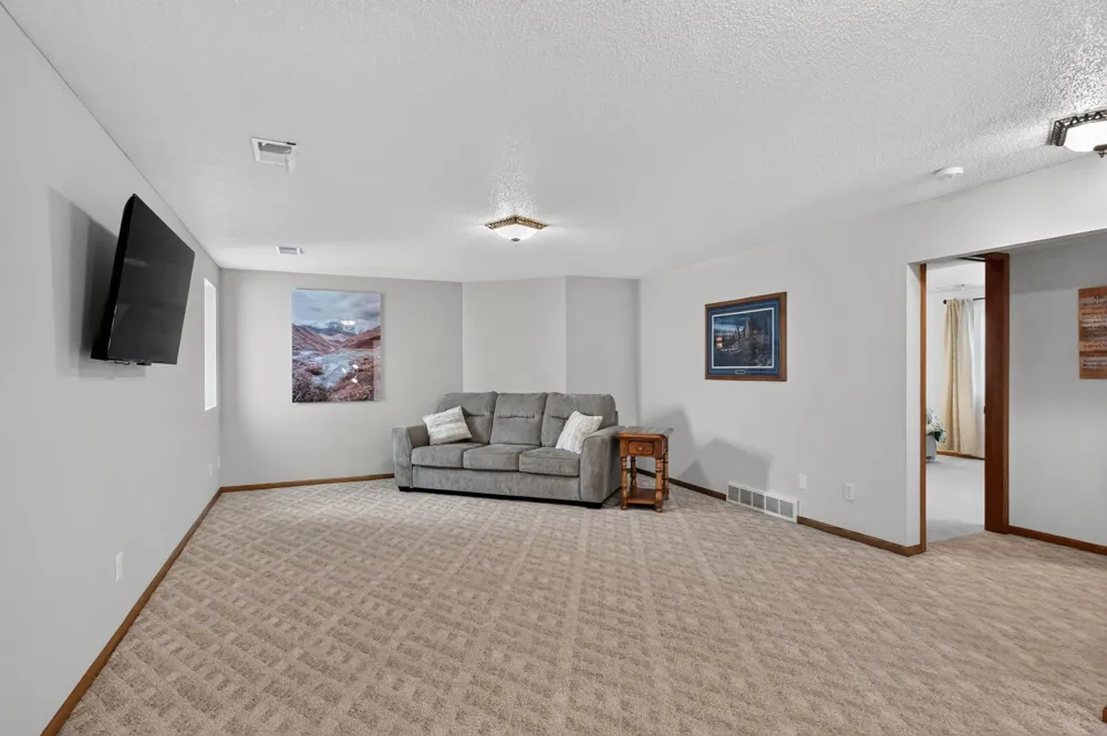 1258 Westbrook Circle Alexandria, MN 56308
