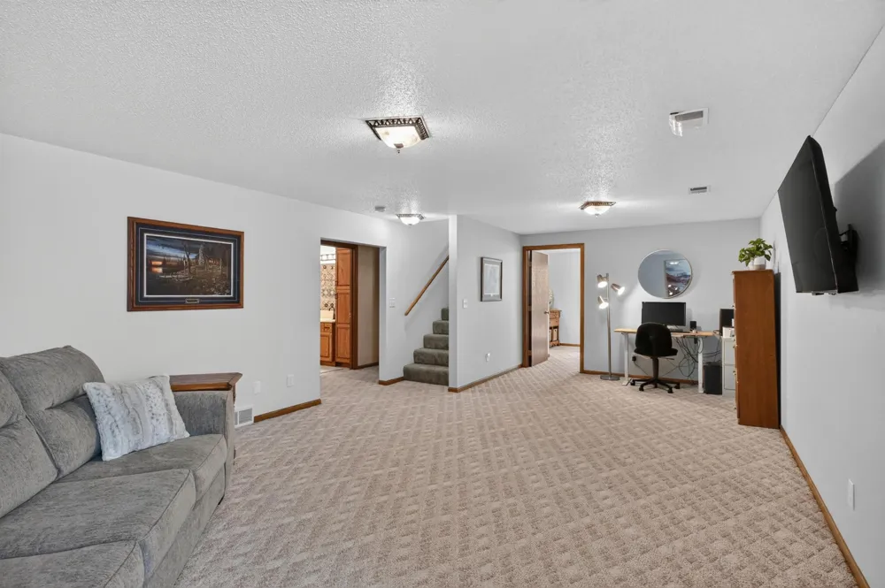1258 Westbrook Circle Alexandria, MN 56308