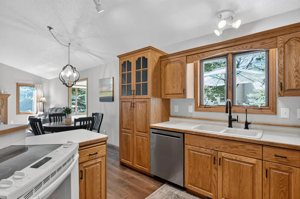 1258 Westbrook Circle Alexandria, MN 56308