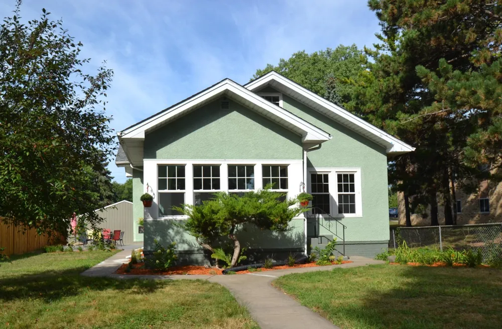 583 Fairview Avenue S Saint Paul, MN 55116