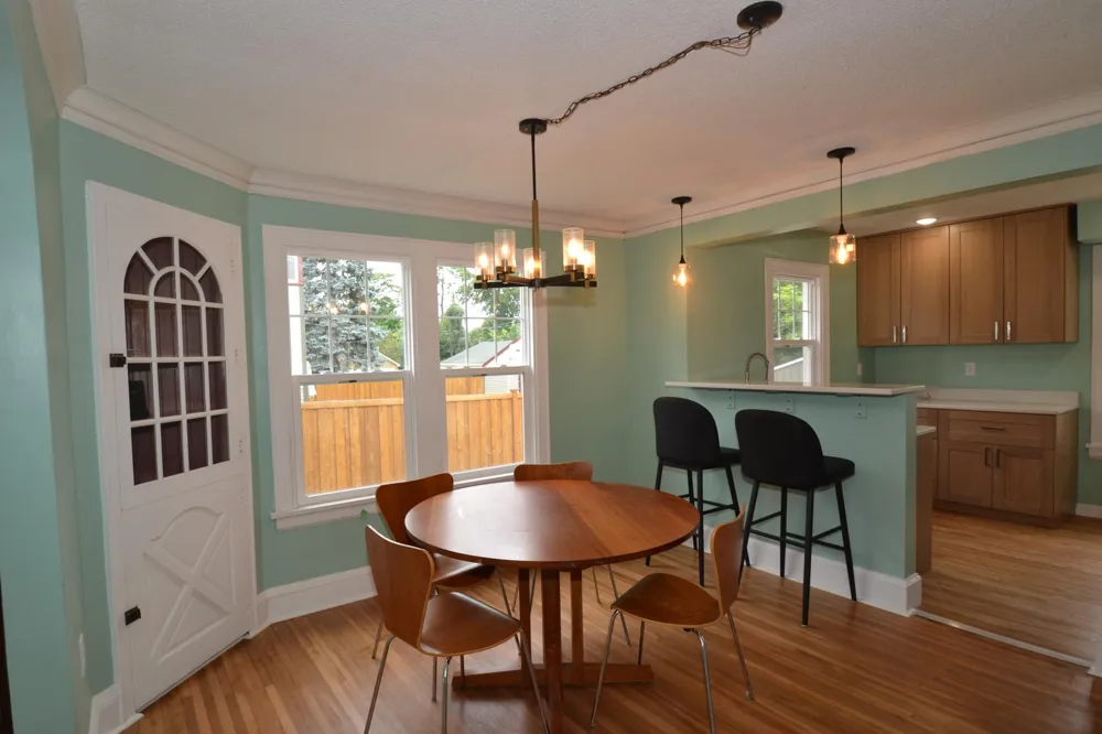 583 Fairview Avenue S Saint Paul, MN 55116