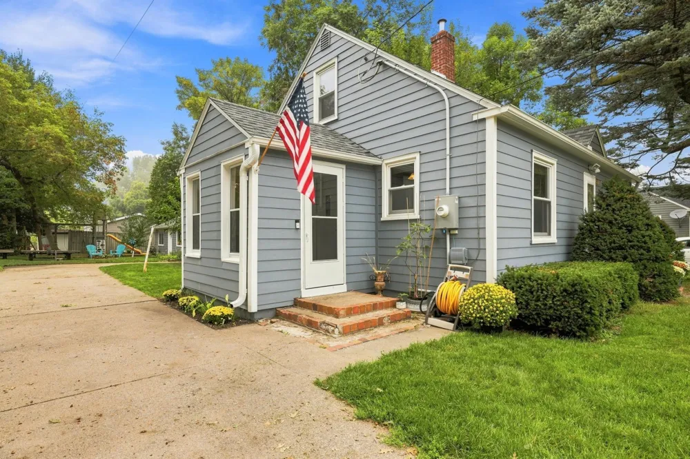 601 5th Street Dassel, MN 55325