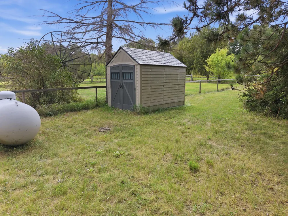8165 56th Street SW Staples, MN 56479