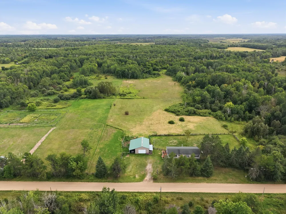 8165 56th Street SW Staples, MN 56479