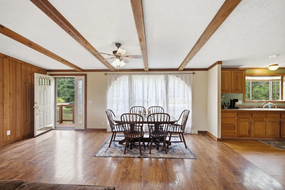 8165 56th Street SW Staples, MN 56479