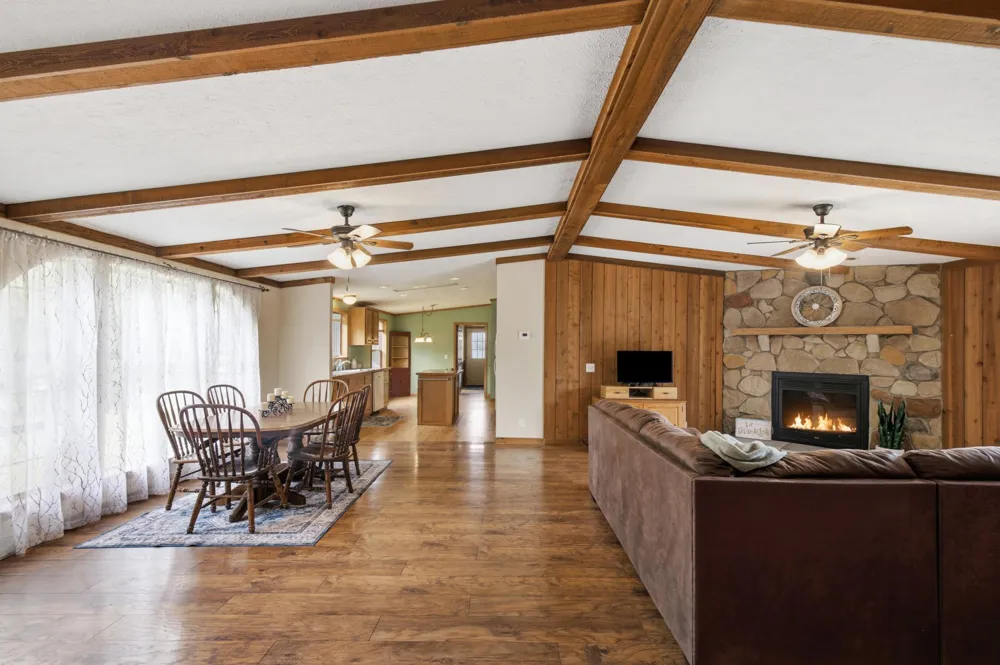 8165 56th Street SW Staples, MN 56479
