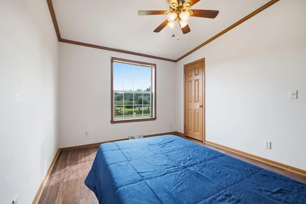 8165 56th Street SW Staples, MN 56479