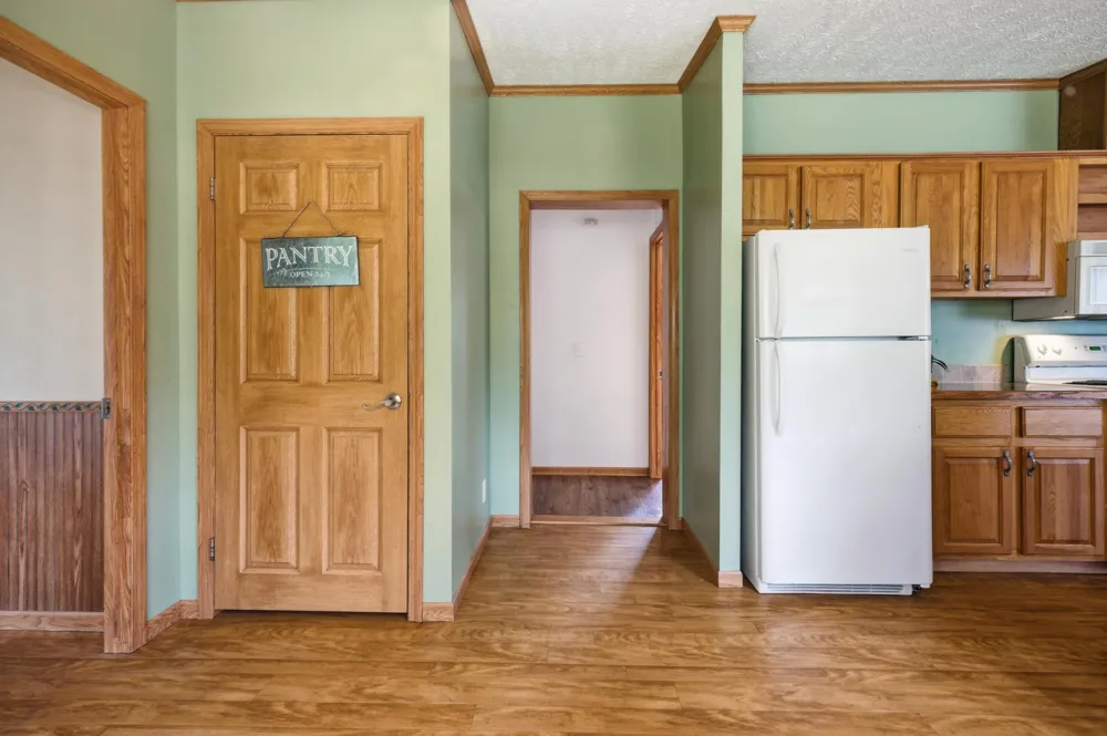 8165 56th Street SW Staples, MN 56479