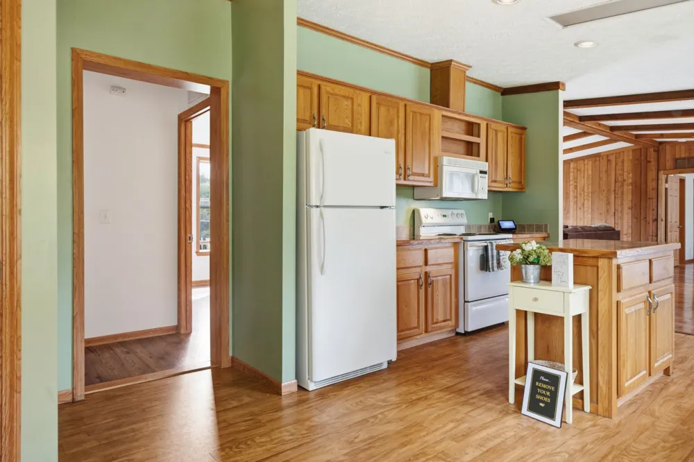 8165 56th Street SW Staples, MN 56479