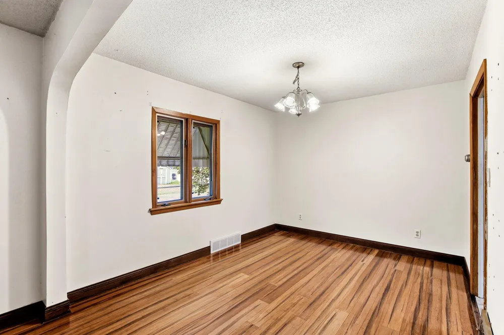 242 Park Street W South Saint Paul, MN 55075