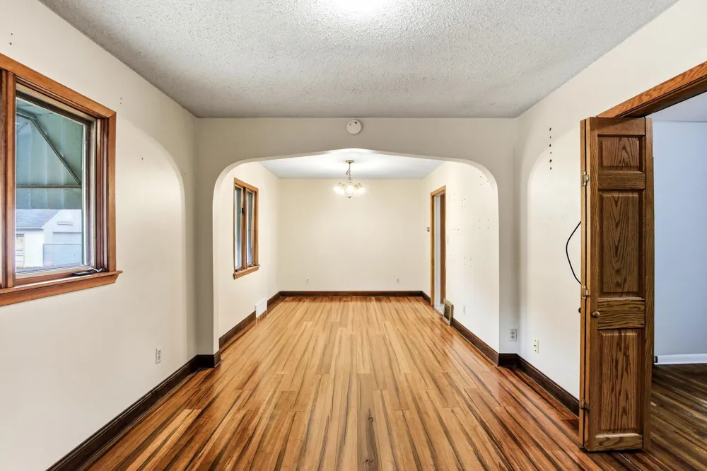 242 Park Street W South Saint Paul, MN 55075