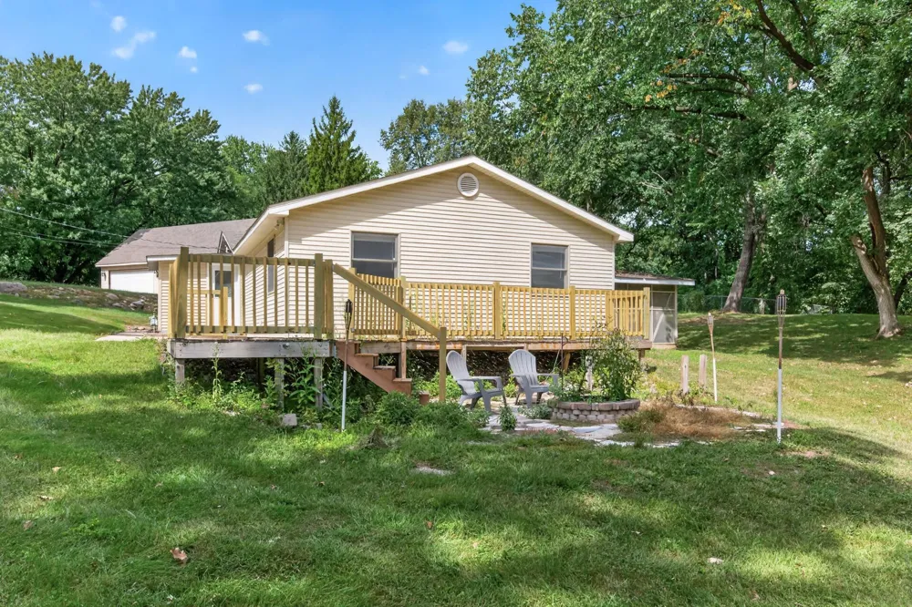 20192 Akin Road Farmington, MN 55024