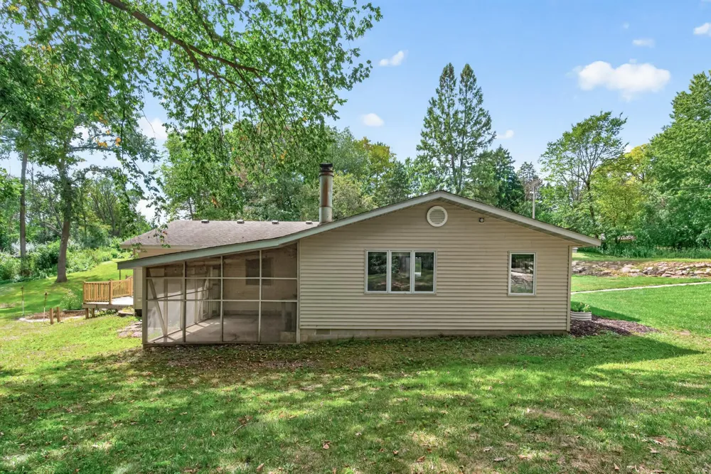 20192 Akin Road Farmington, MN 55024