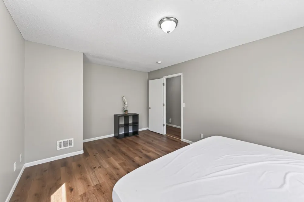 20192 Akin Road Farmington, MN 55024