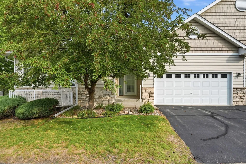 2641 Boulder Way Burnsville, MN 55337
