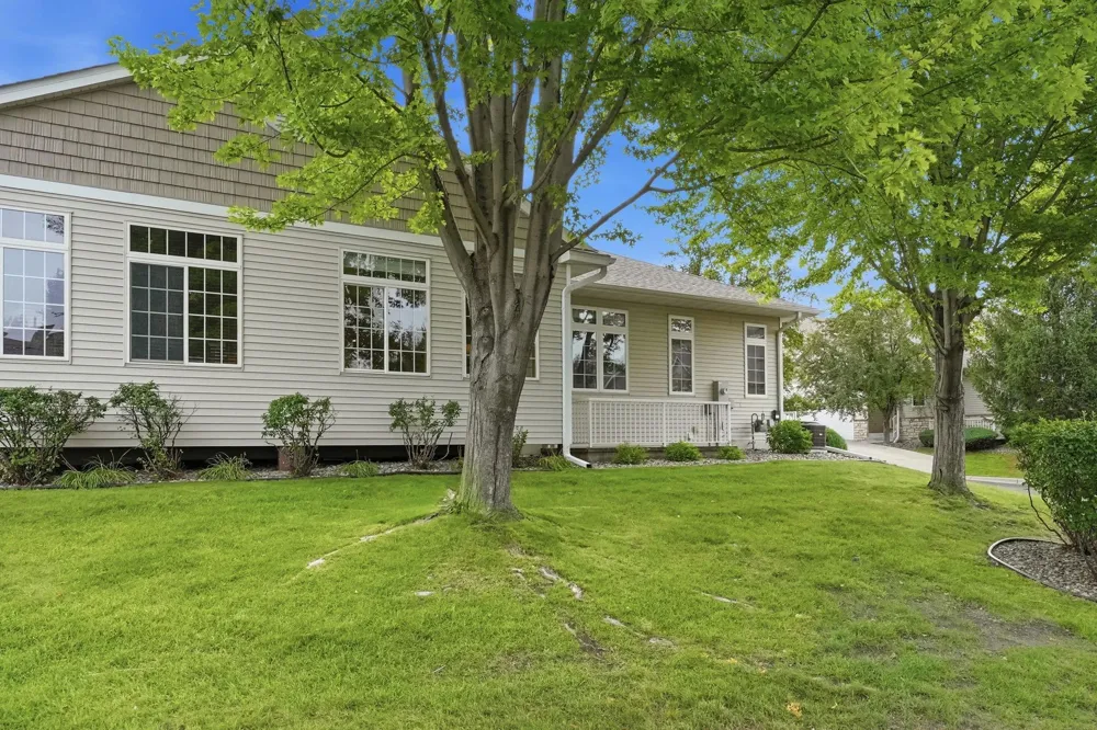 2641 Boulder Way Burnsville, MN 55337