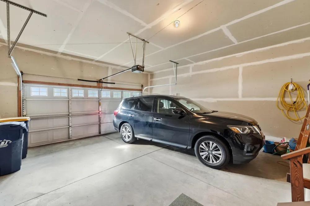 2641 Boulder Way Burnsville, MN 55337