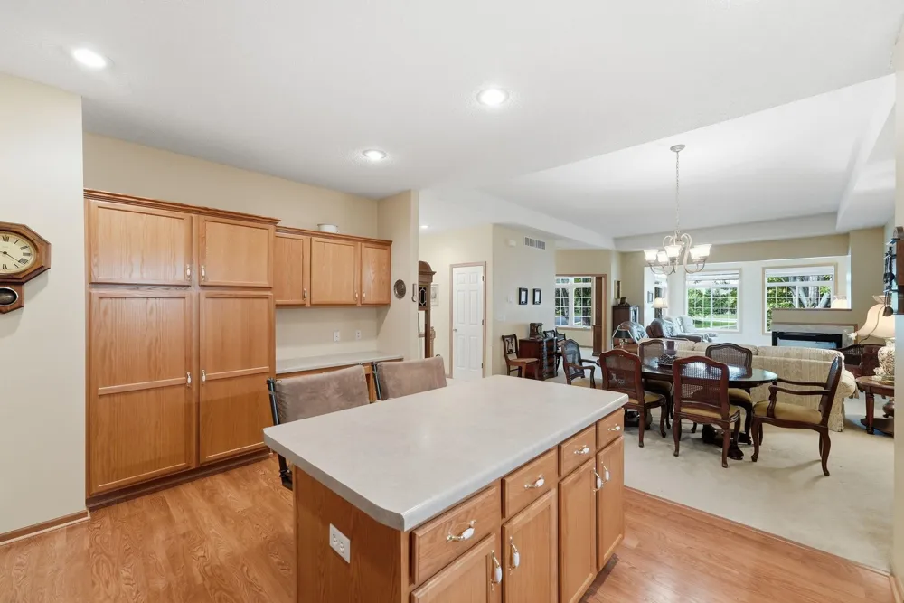2641 Boulder Way Burnsville, MN 55337