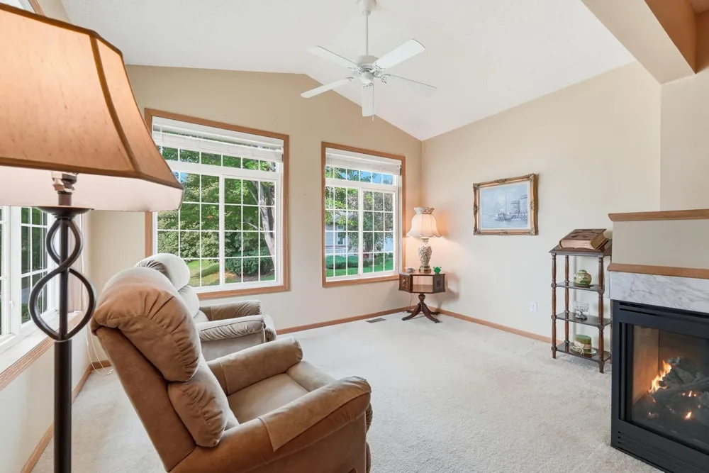 2641 Boulder Way Burnsville, MN 55337