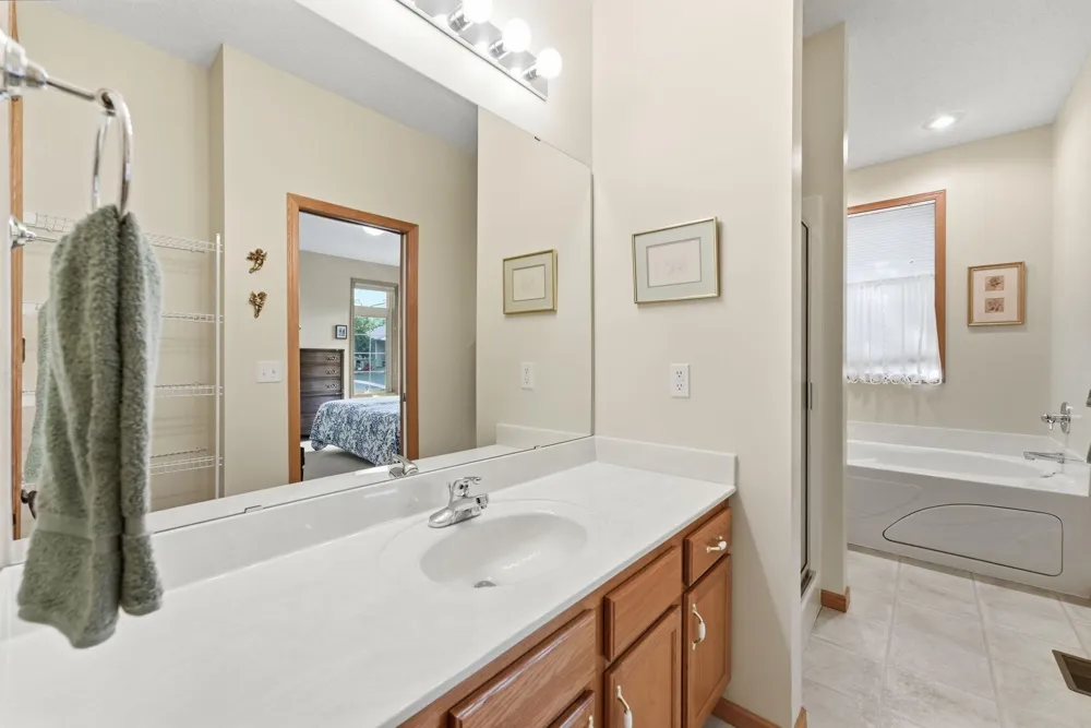 2641 Boulder Way Burnsville, MN 55337