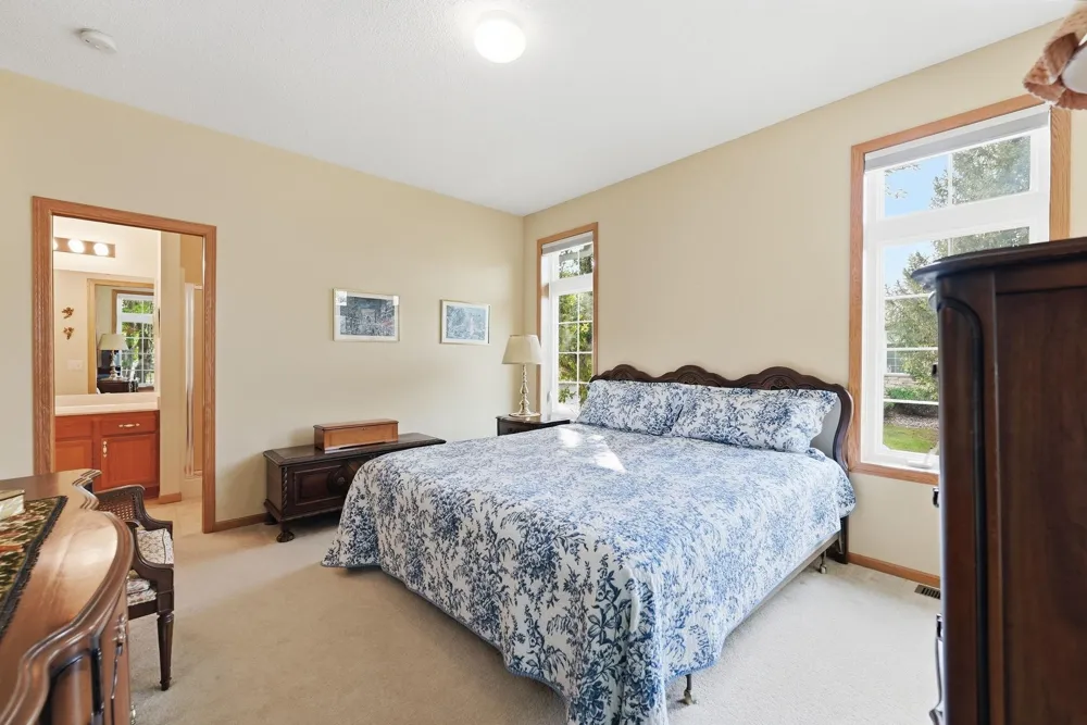 2641 Boulder Way Burnsville, MN 55337