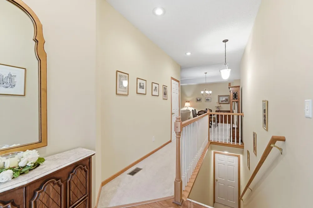 2641 Boulder Way Burnsville, MN 55337