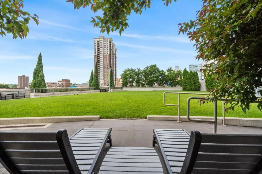 929 Portland Ave #1310 Minneapolis, MN 55404