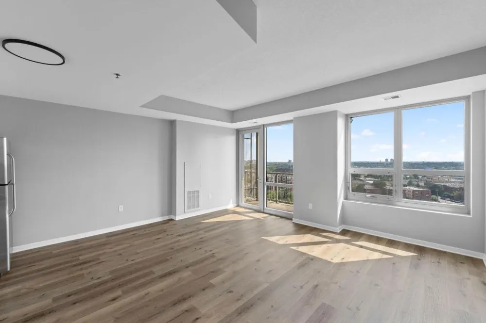 929 Portland Ave #1310 Minneapolis, MN 55404