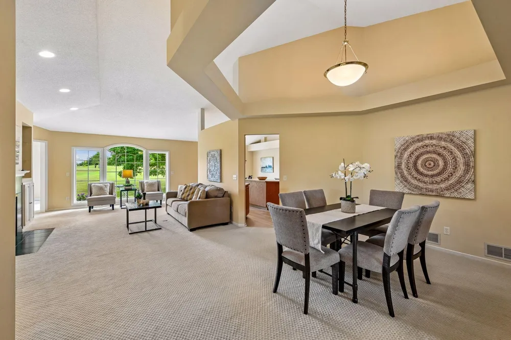 8810 Pointe Vista Drive Victoria, MN 55386