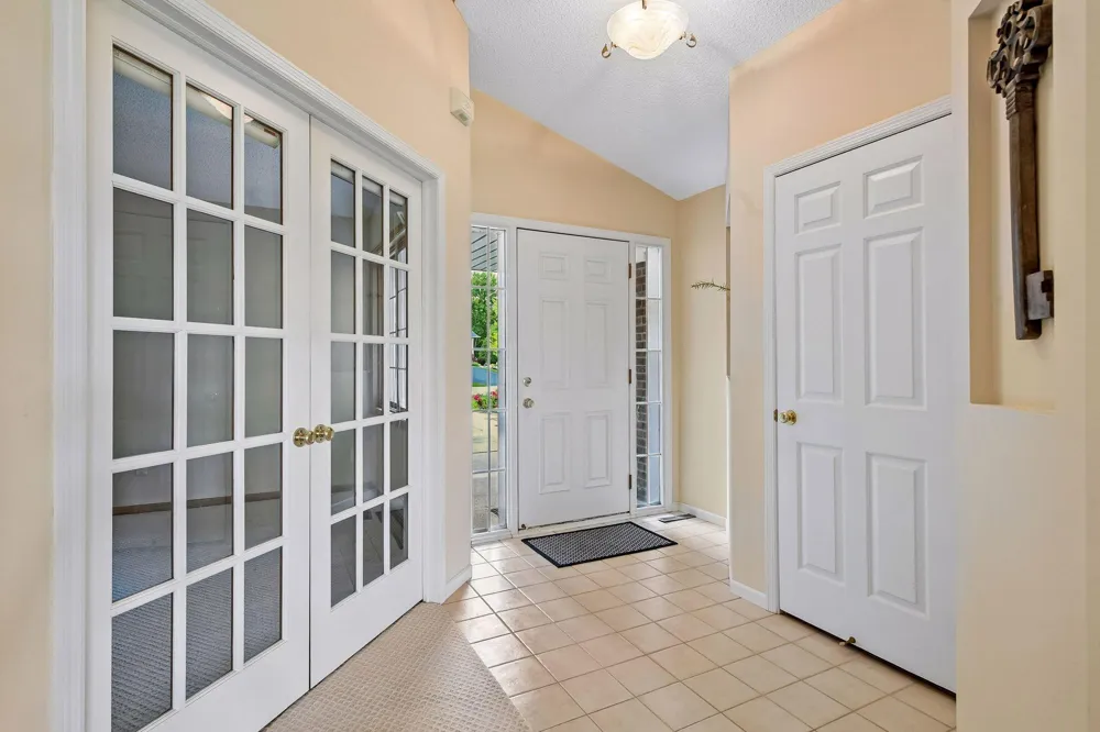 8810 Pointe Vista Drive Victoria, MN 55386