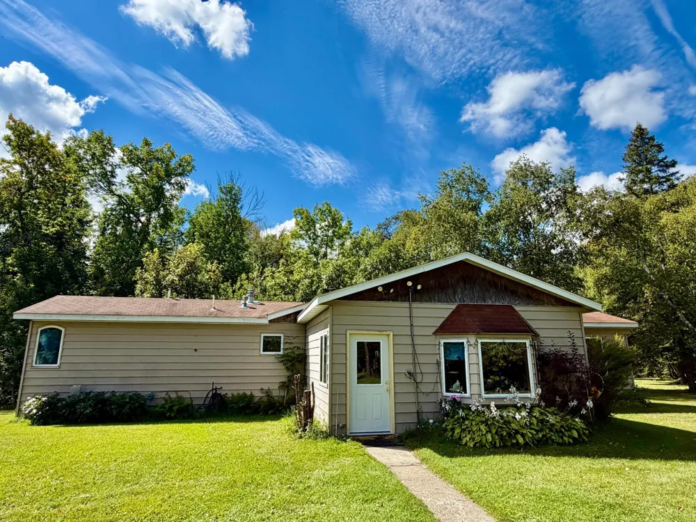 1297 County Road 2 NW Williams, MN 56686